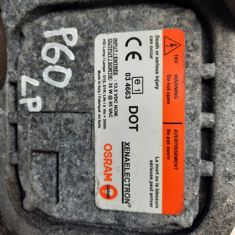 Riadiaca jednotka ľavý predný xenón Ford Focus MK2 35XT5.2.D1