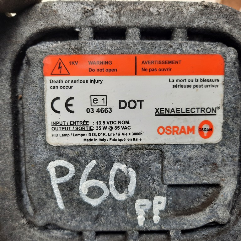 Riadiaca jednotka pravý predný xenón Ford Focus MK2 35XT5.2.D1