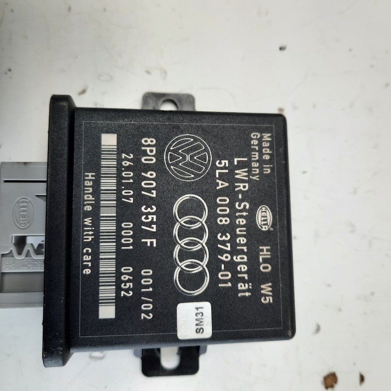 Riadiaca jednotka svetiel Audi A4 B7 8P0907357F 