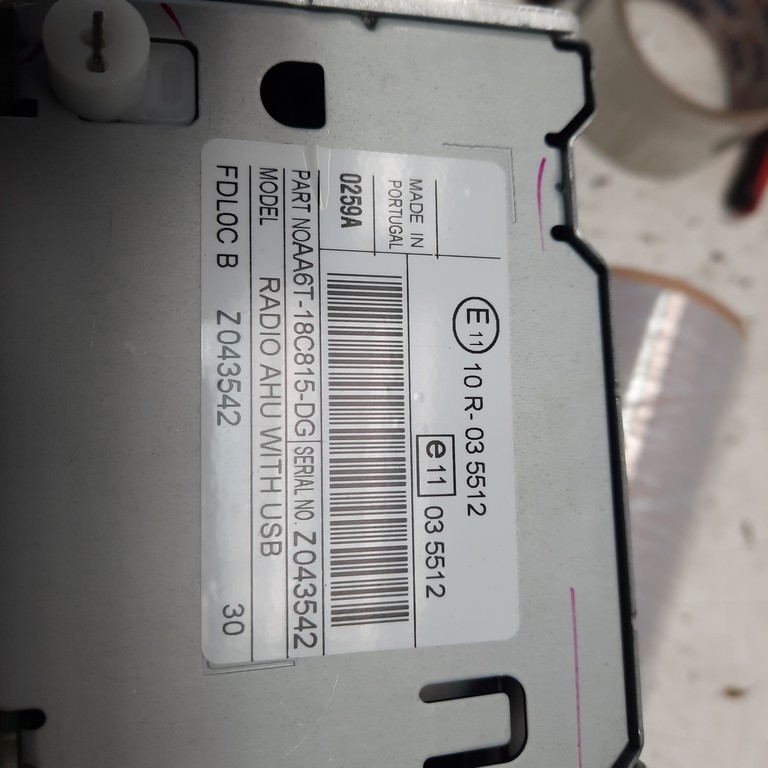 Autorádio Ford Fiesta MK7 AA6T-18C815-DG AA6T18C815DG