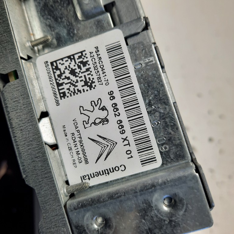 Autorádio MP3 Peugeot 207 96662669XT01 A2C53257827