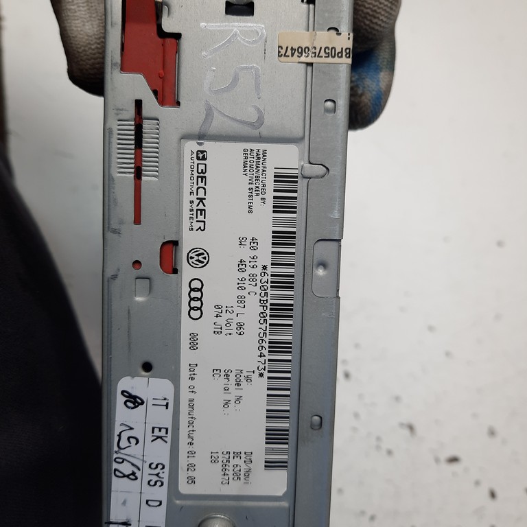 Autorádio CD menič Audi A6 4E0919887C 4E0910887L069