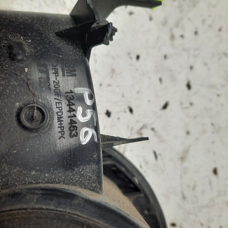 Dvierka nádrže Opel Astra J sedan 13441463