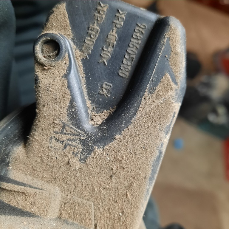 Dvierka nádrže Renault Fluence 9681605380