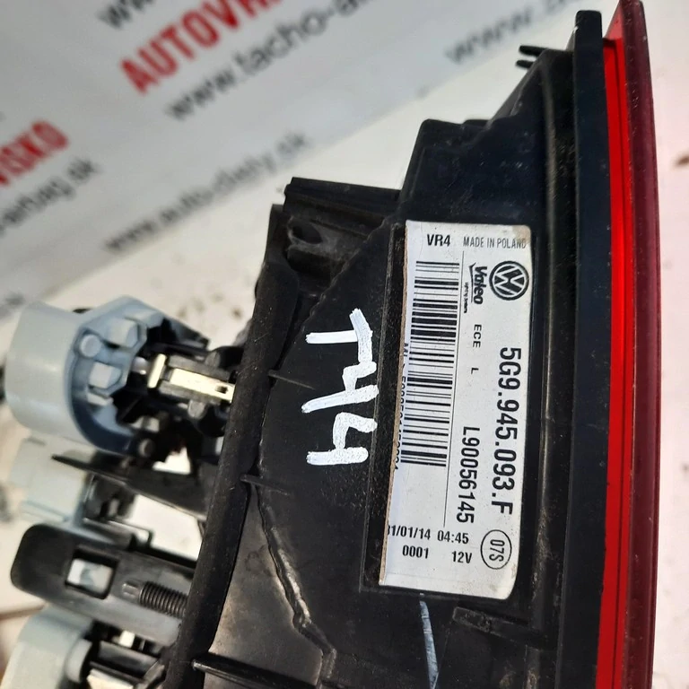 Zadné svetlo lavé vnútorné Volkswagen Golf VII variant 5G9.945.093.F 