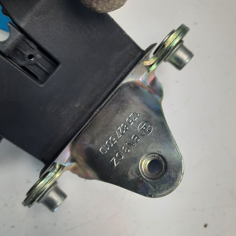 Zámok 5 dvere kufor Škoda Octavia II HB 1Z5827501D