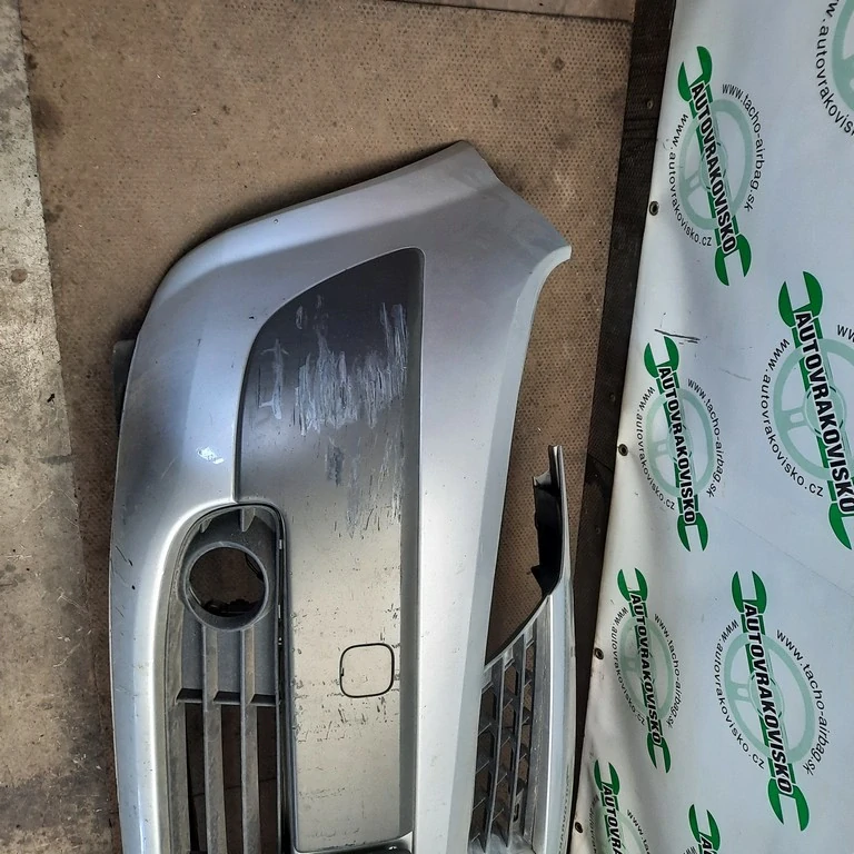 Nárazník predný Renault Scenic II