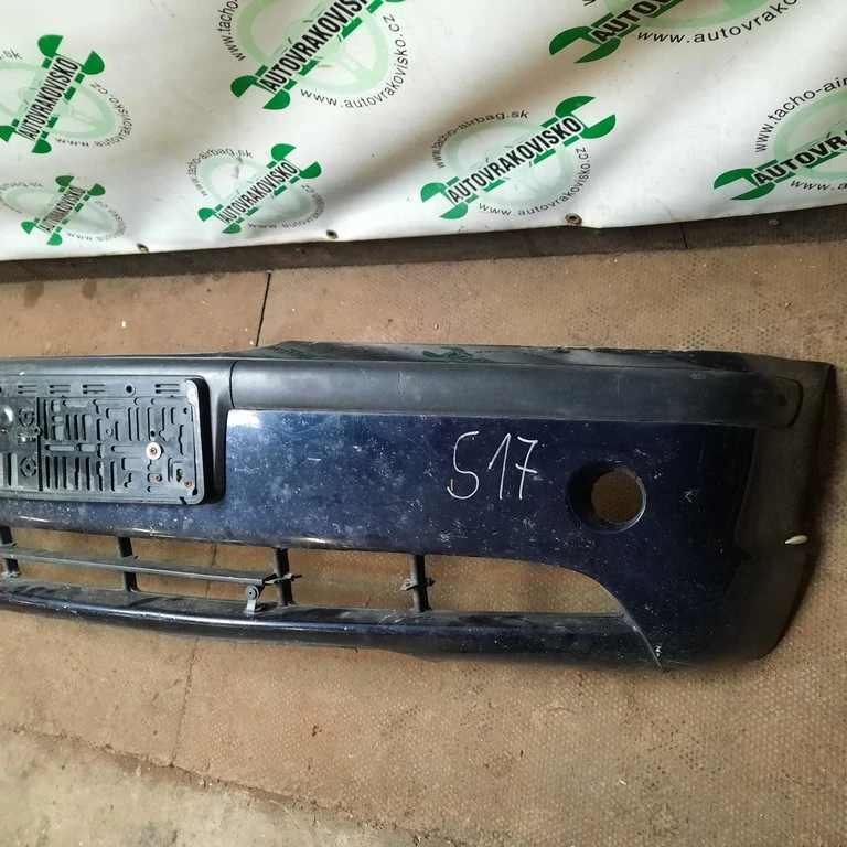 Nárazník predný BMW 3 E46