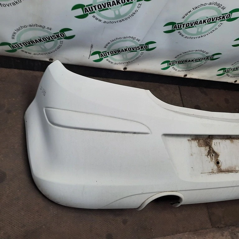 Nárazník zadný Opel Corsa D 3-dver