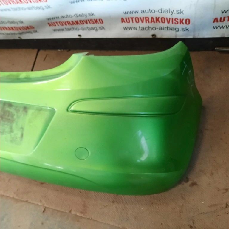 Nárazník zadný Opel Corsa D