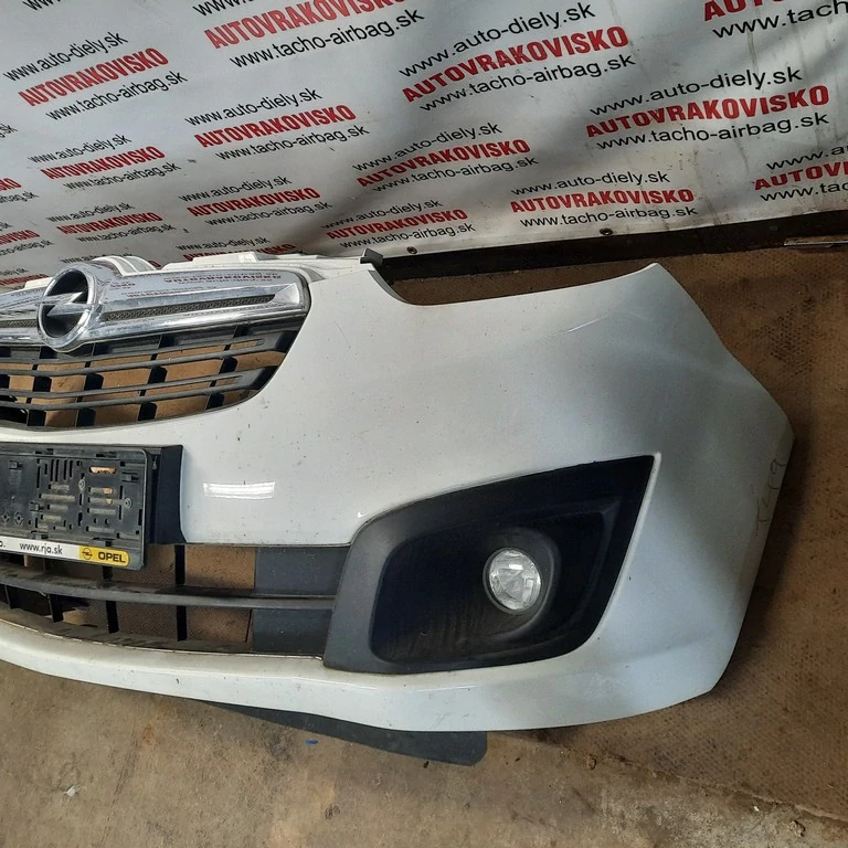 Predný nárazník Opel Combo bez masky a hmloviek