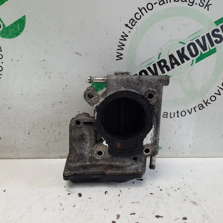 Škrtiaca klapka Mazda 6 2.0i L3R413640