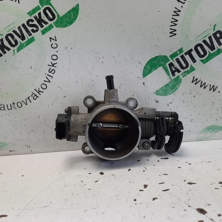 Škrtiaca klapka Kia Ceed 2.0i 35100-23950