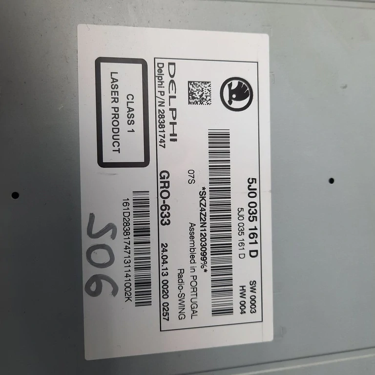 Autorádio SWING Škoda Fabia II 5J0035161D