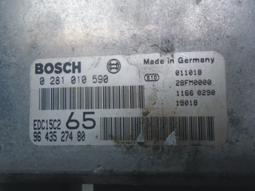 Riadiaca jednotka motora Peugeot 406 2.0 HDI 0281010590