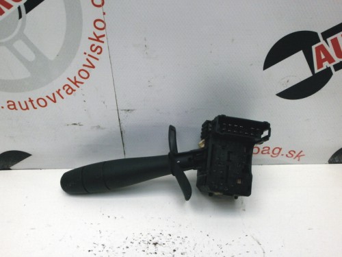 Prepínacia páčka Renault Thalia PS 8200542094