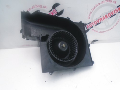Motorček kúrenia Nissan Primera 27200AV609