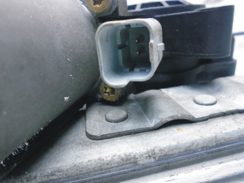 Sťahovanie okna Peugeot 206 9221.E6 LP 3.dv.