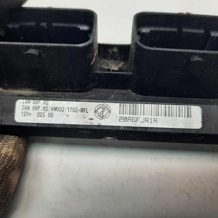 Riadiaca jednotka motora Fiat Punto II 1.2 IAW 59F.M2