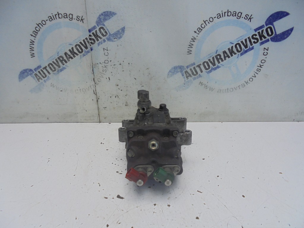 Vstrekovacie čerpadlo Opel Vectra C 3.0 CDTi 8-97228919-4