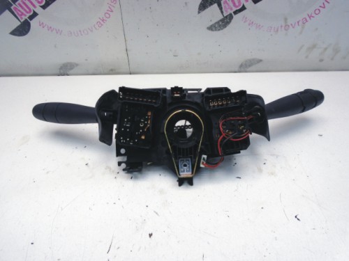 Prepínacia páčka Renault Thalia 8200142395
