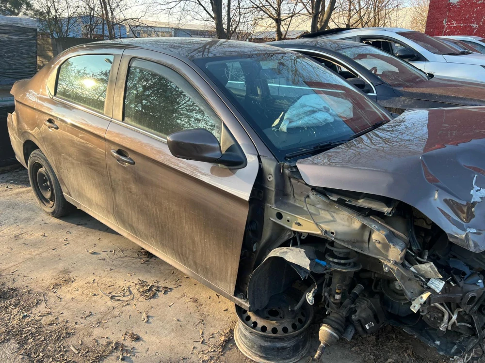 Peugeot 301 1.6 eHDI 8V 73kw