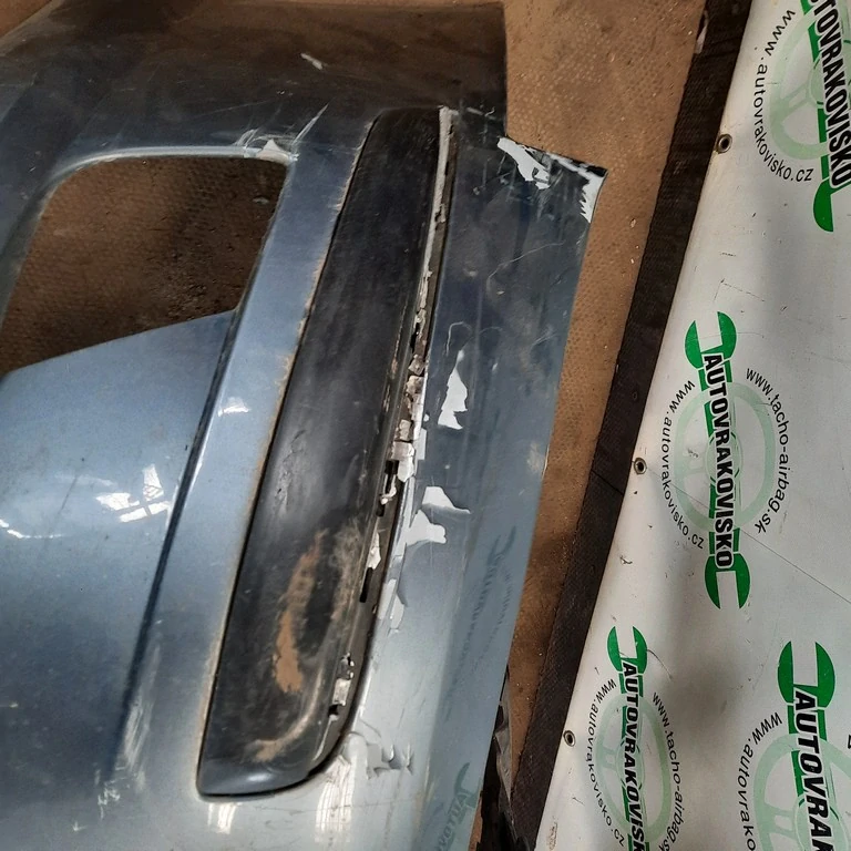 Nárazník predný Peugeot 407