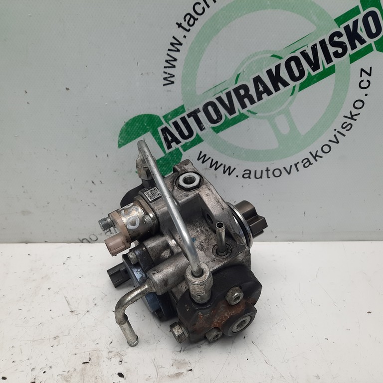 Vstrekovacie čerpadlo Toyota Corolla Verso 2.2 D 22100-0R020