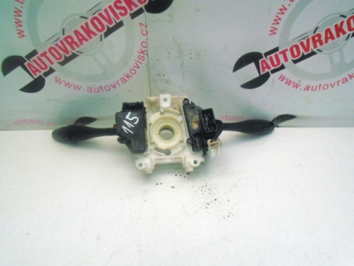 Prepínacia páčka Mitsubishi Carisma MB953700
