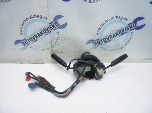 Prepínacia páčka Mazda 323