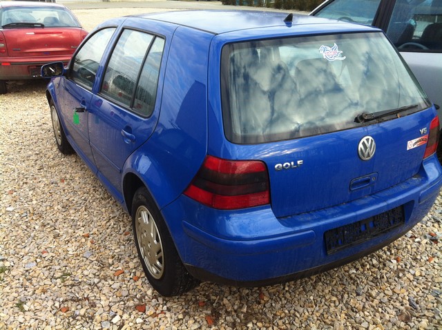 VW Golf IV 2.3 V5 kód motora AGZ