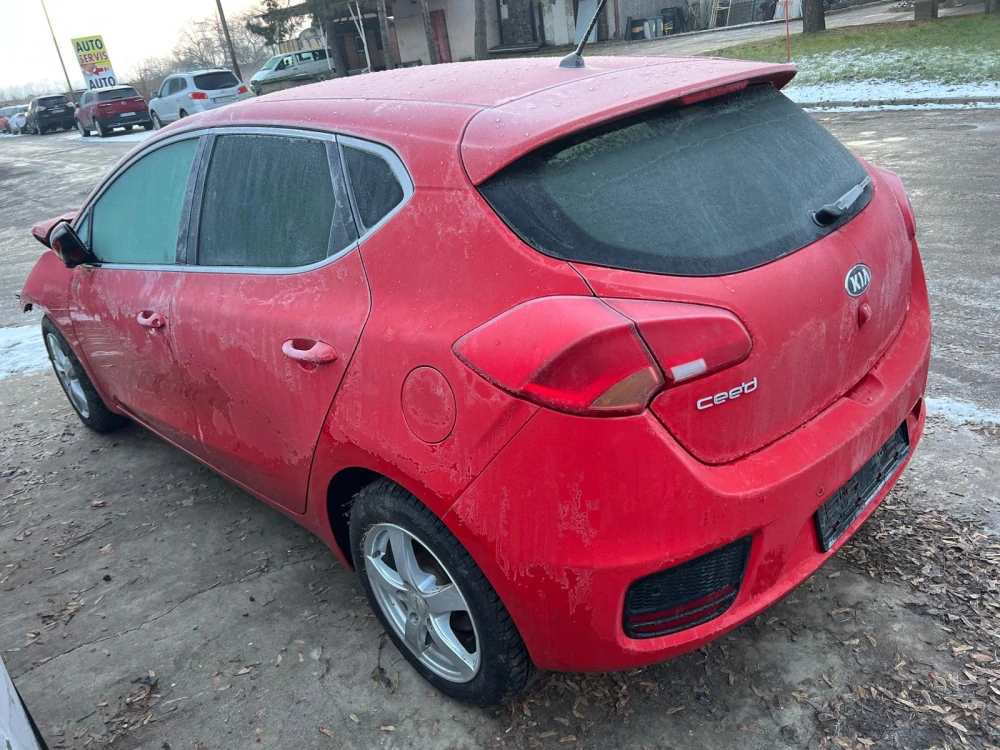 Kia Ceed II HB 1.6 GDi