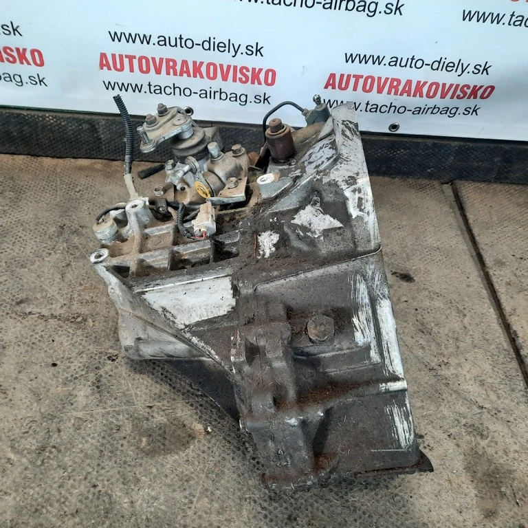 Prevodovka Toyota Yaris 1.0 5-rýchlostná 06J0623324