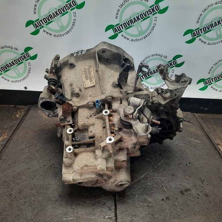 Prevodovka Nissan Primera P12 2.2 D 7701717718