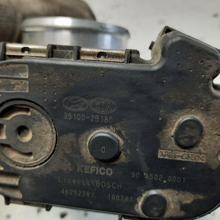Škrtiaca klapka Hyundai i30 II 1.6 35100-2B180