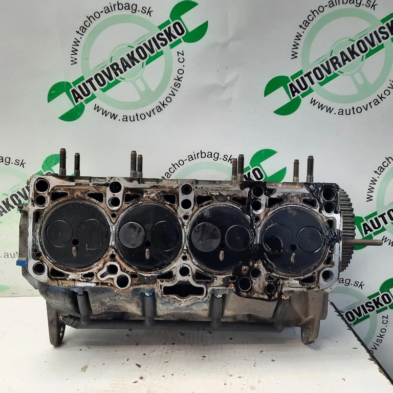Hlava motora ŠKODA 1.9 AXR