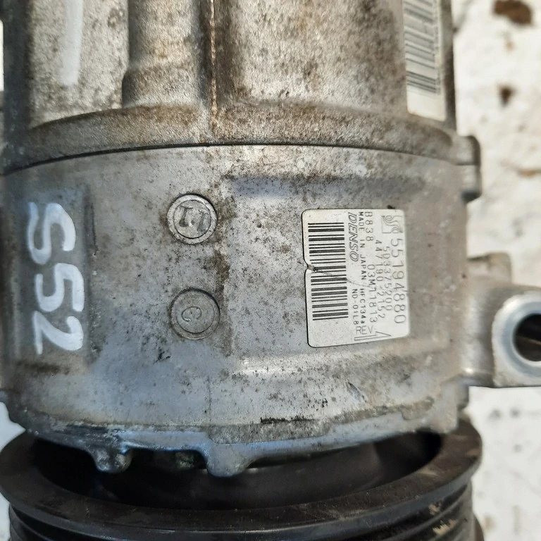 Kompresor klimatizácie Fiat Punto EVO 1.2 1.4 55194880 bez snímača tlaku