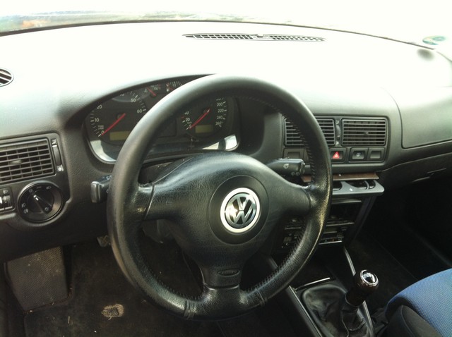 VW Golf IV 2.3 V5 kód motora AGZ