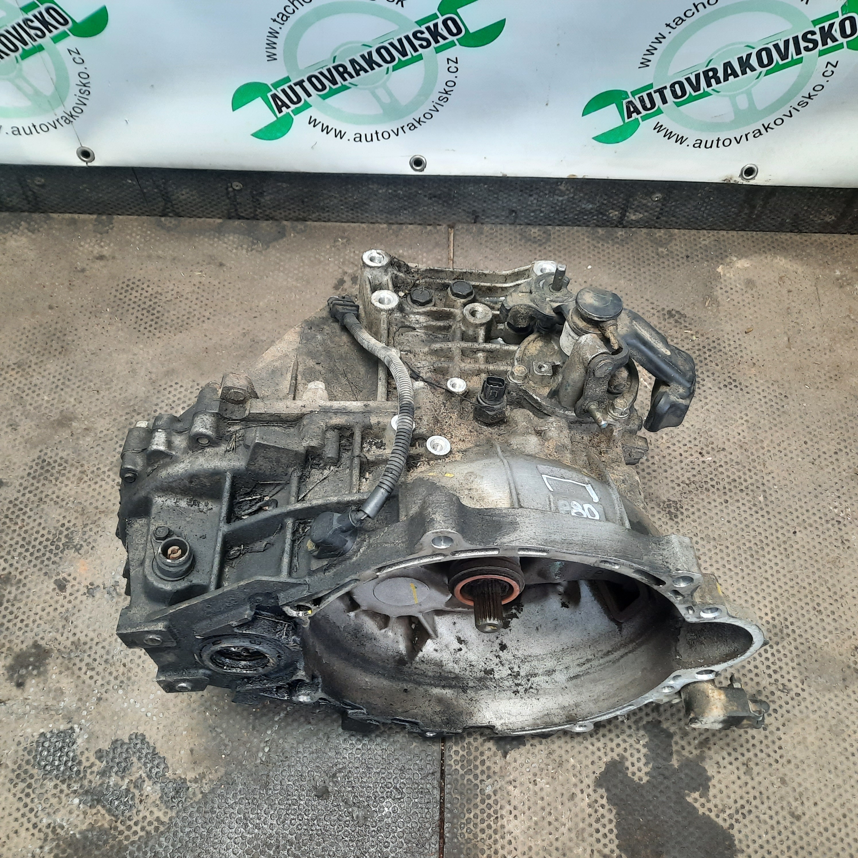 Prevodovka Kia Sportage 1.7 CRDi WDJ6K 957257