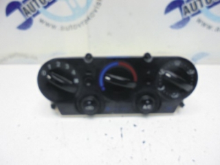 Ovládač kúrenia Ford Fiesta V 2S6H19980BE