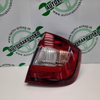 Zadné svetlo Skoda Rapid facelift pravé