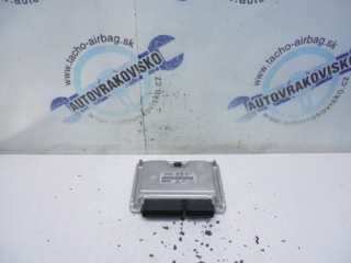 Riadiaca jednotka motora Audi A6 2.5 TDI 4B2907401F