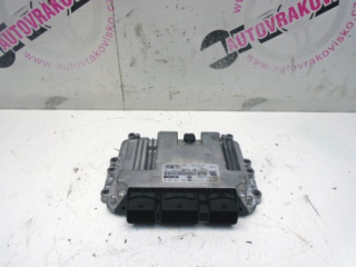 Riadiaca jednotka motora Ford Focus II 1.6 TDCi 0281011701