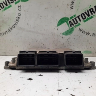 Riadiaca jednotka motora Peugeot 807 2.2 HDI 0281011522