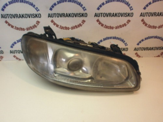 Predné svetlo Opel Omega B xenon