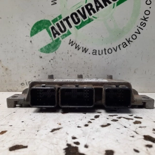 Riadiaca jednotka motora Ford Fiesta MK7 1.4 AV21-12A650-EB