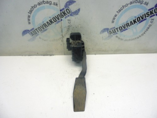 Akceleračný pedál Opel Astra H 9157998