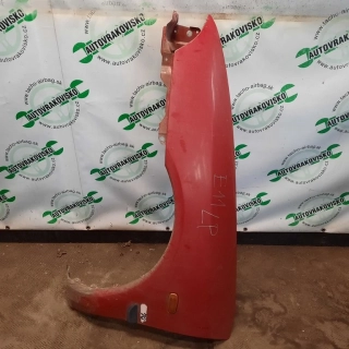 Predný blatník Mitsubishi Carisma lavý