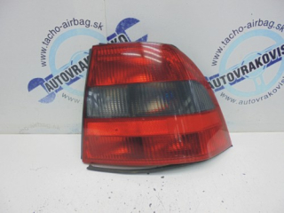 Zadné svetlo Opel Vectra B PZ