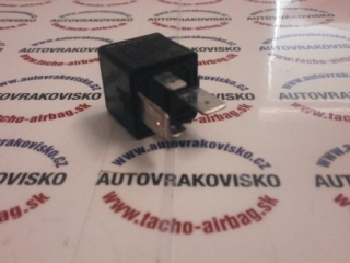 Relátko 1K0951253A